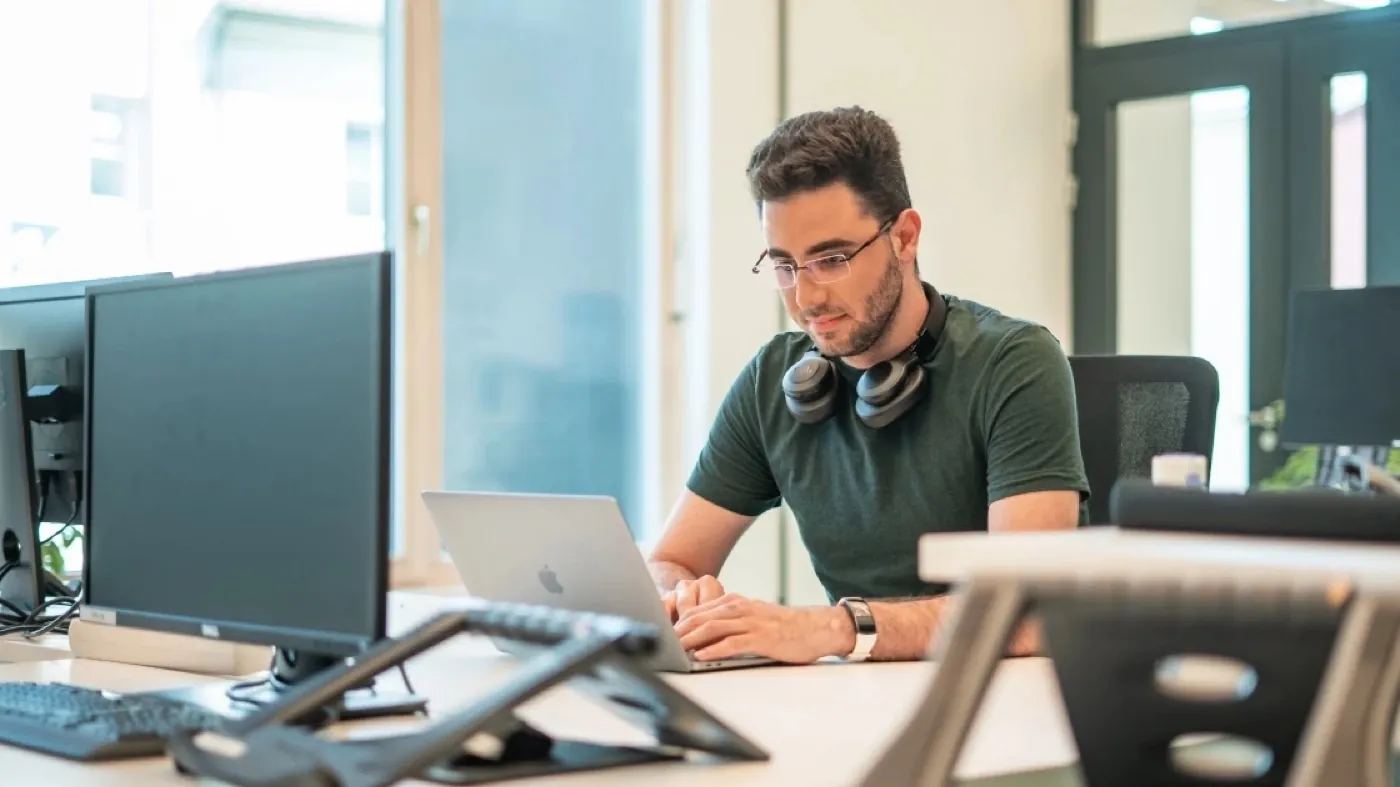 An Orbit business support agent at work